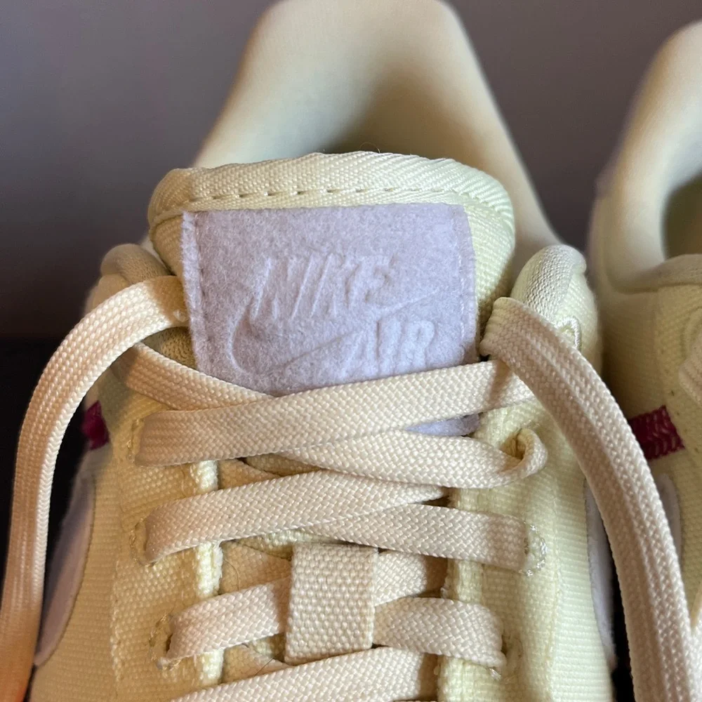 Nike Wmns Air Force 1 '07 Low LX 'Stitched Canvas - Life Lime' - Picture 3 of 10